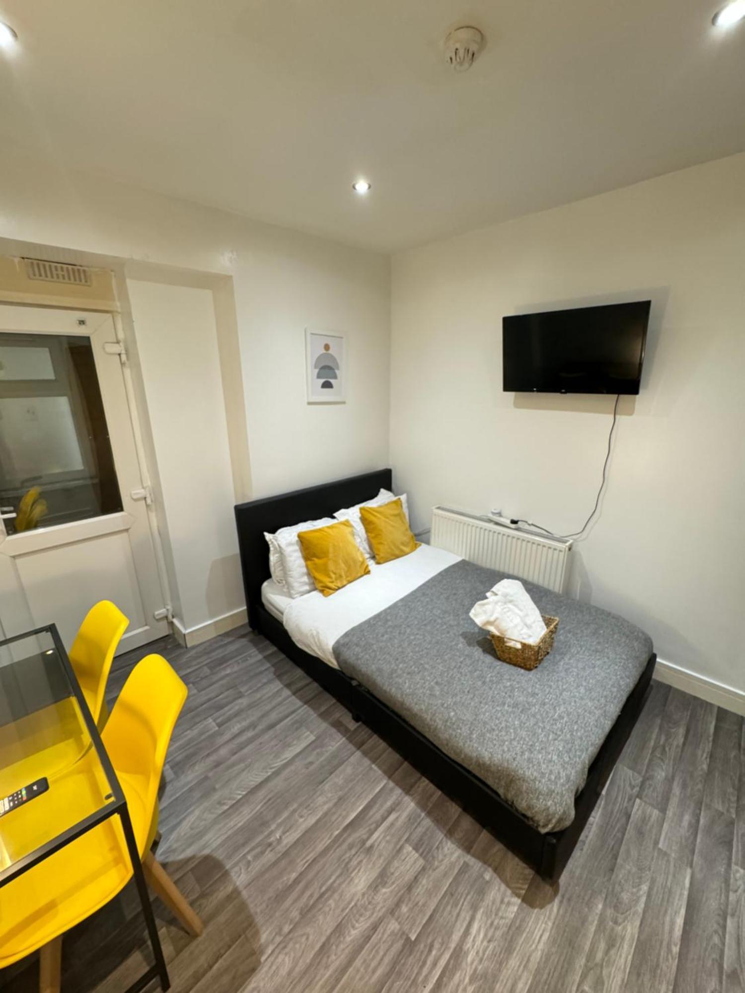 Cozy En-Suite Near Stratford ロンドン エクステリア 写真