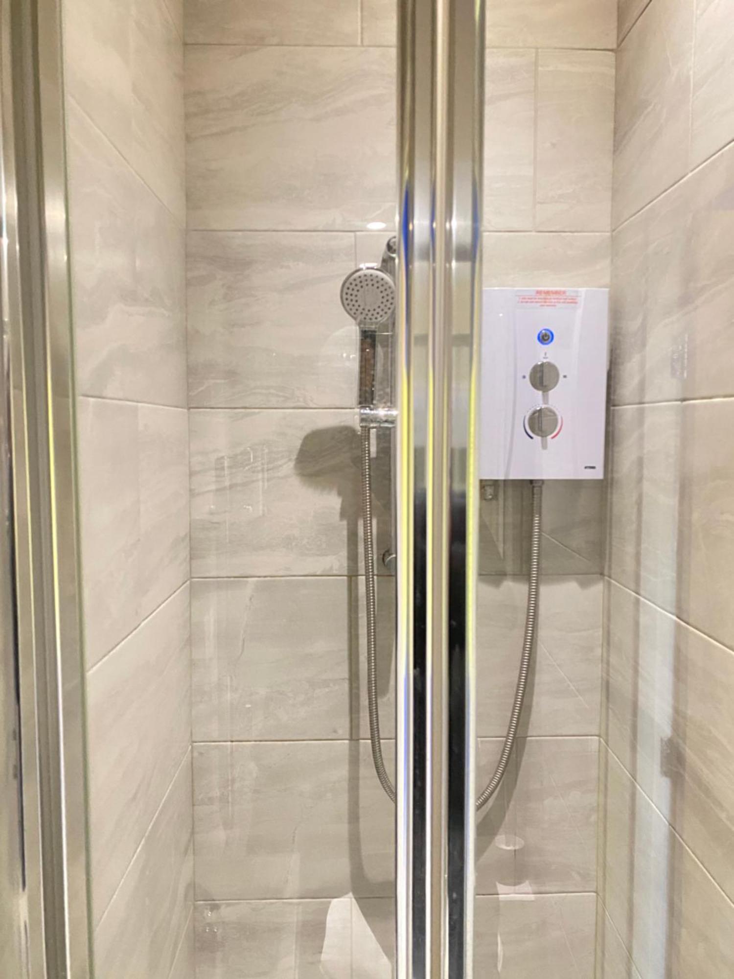 Cozy En-Suite Near Stratford ロンドン エクステリア 写真