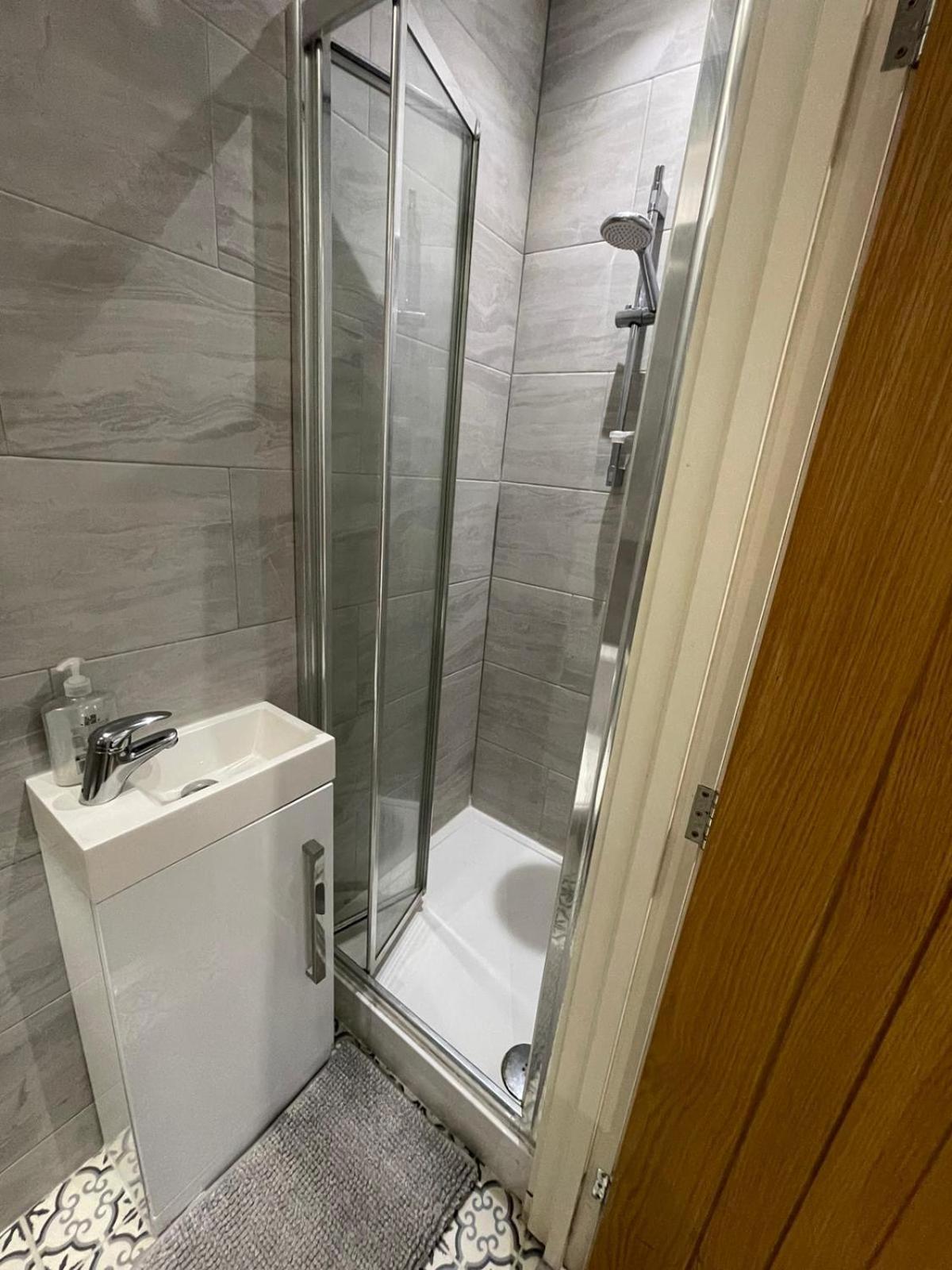 Cozy En-Suite Near Stratford ロンドン エクステリア 写真